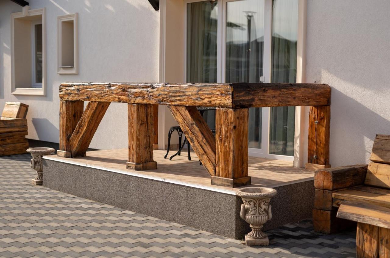 Boutique Vila Cristian  Exterior foto